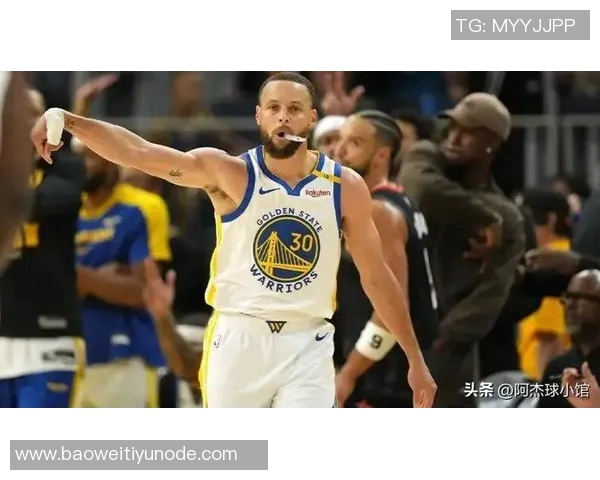 库里第三节表现出色但下场后勇士陷入得分荒球队失去节奏